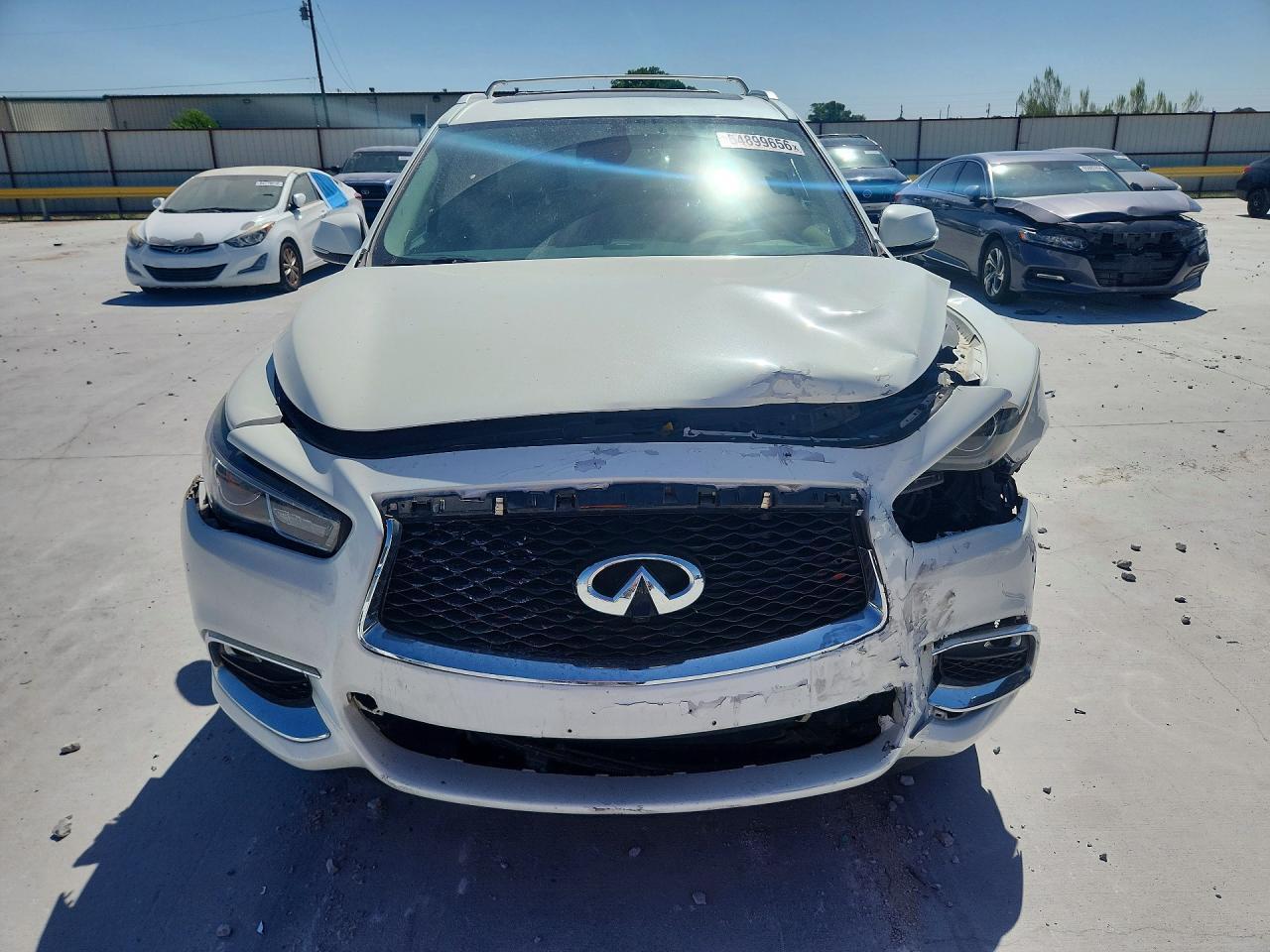 2017 INFINITI QX60 BASE — Фото 5 из 14