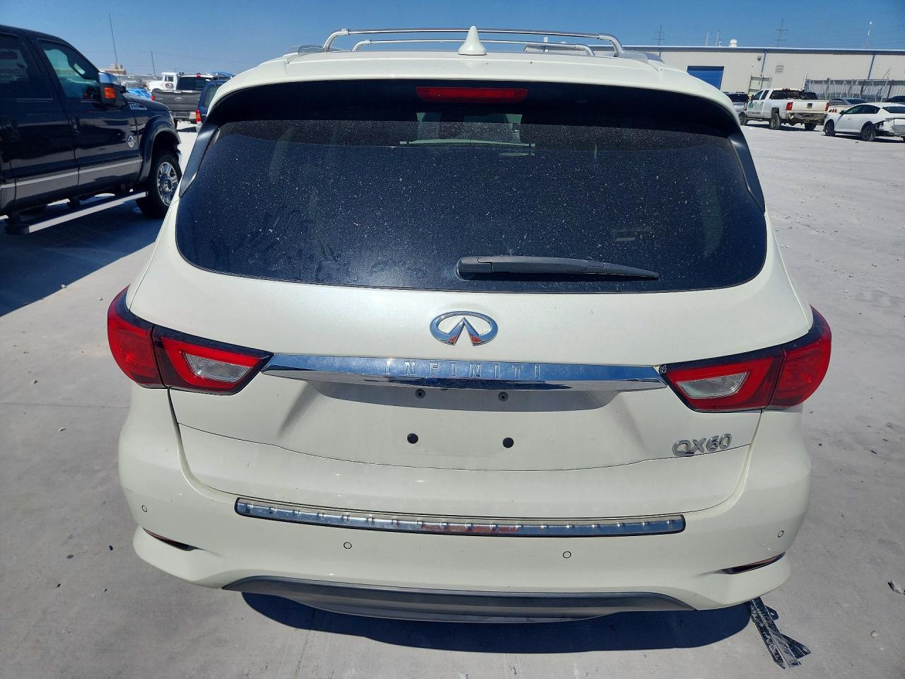 2017 INFINITI QX60 BASE — Фото 6 из 14