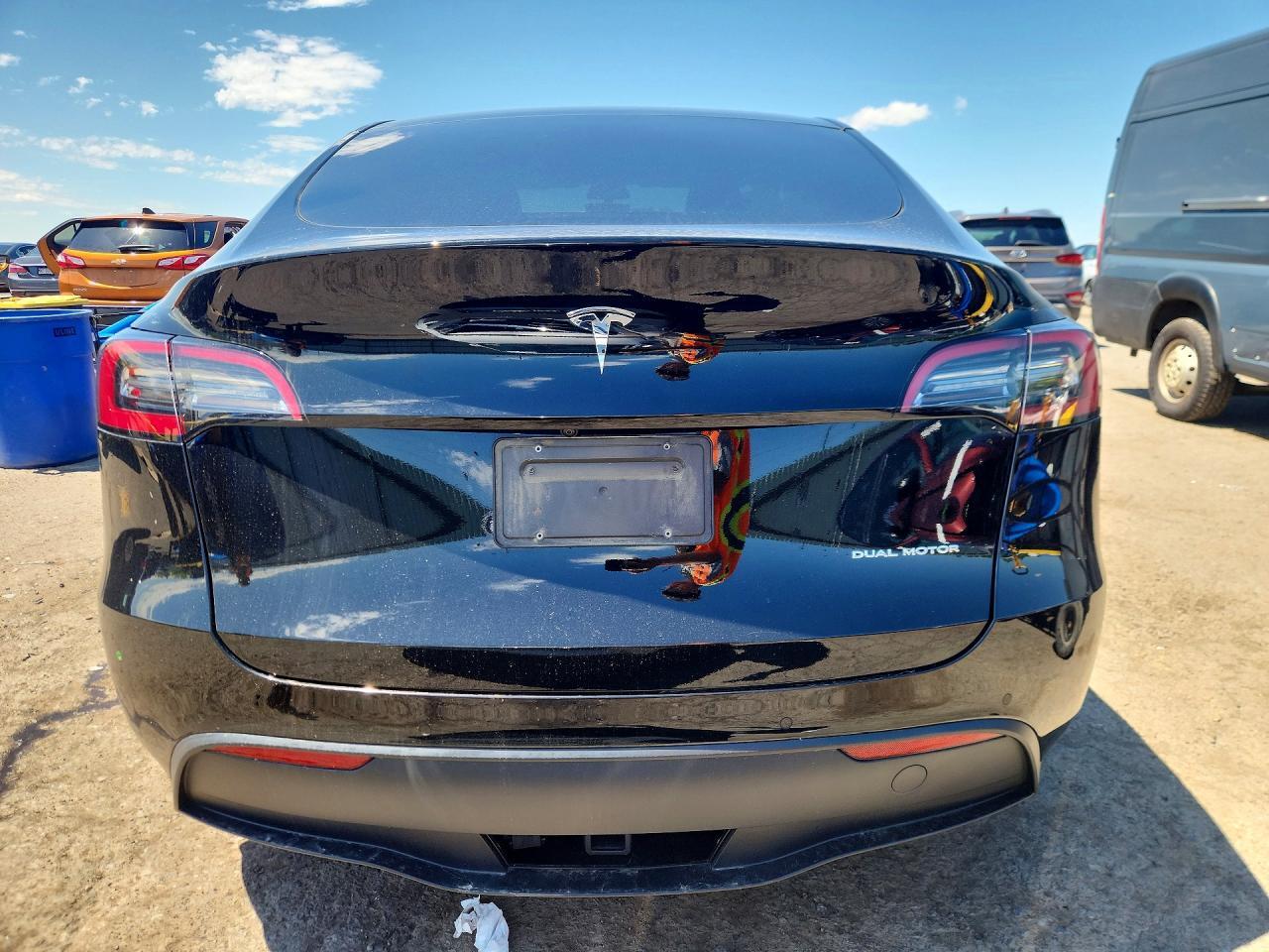 2021 TESLA MODEL Y — Фото 6 из 12