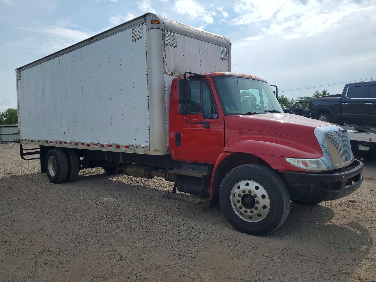 2017 INTERNATIONAL 4300 BOX TRUCK — Фото 4 из 13
