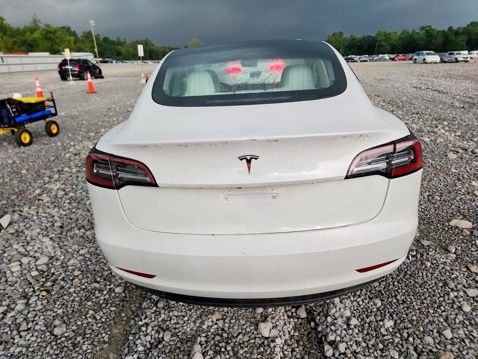 2021 TESLA MODEL 3 — Фото 6 из 12