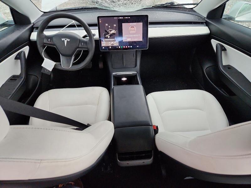 2021 TESLA MODEL 3 — Фото 8 из 12