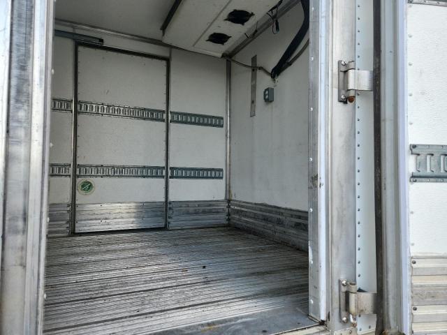 2017 ISUZU NRR REFRIGERATED BOX TRUCK — Фото 11 из 13