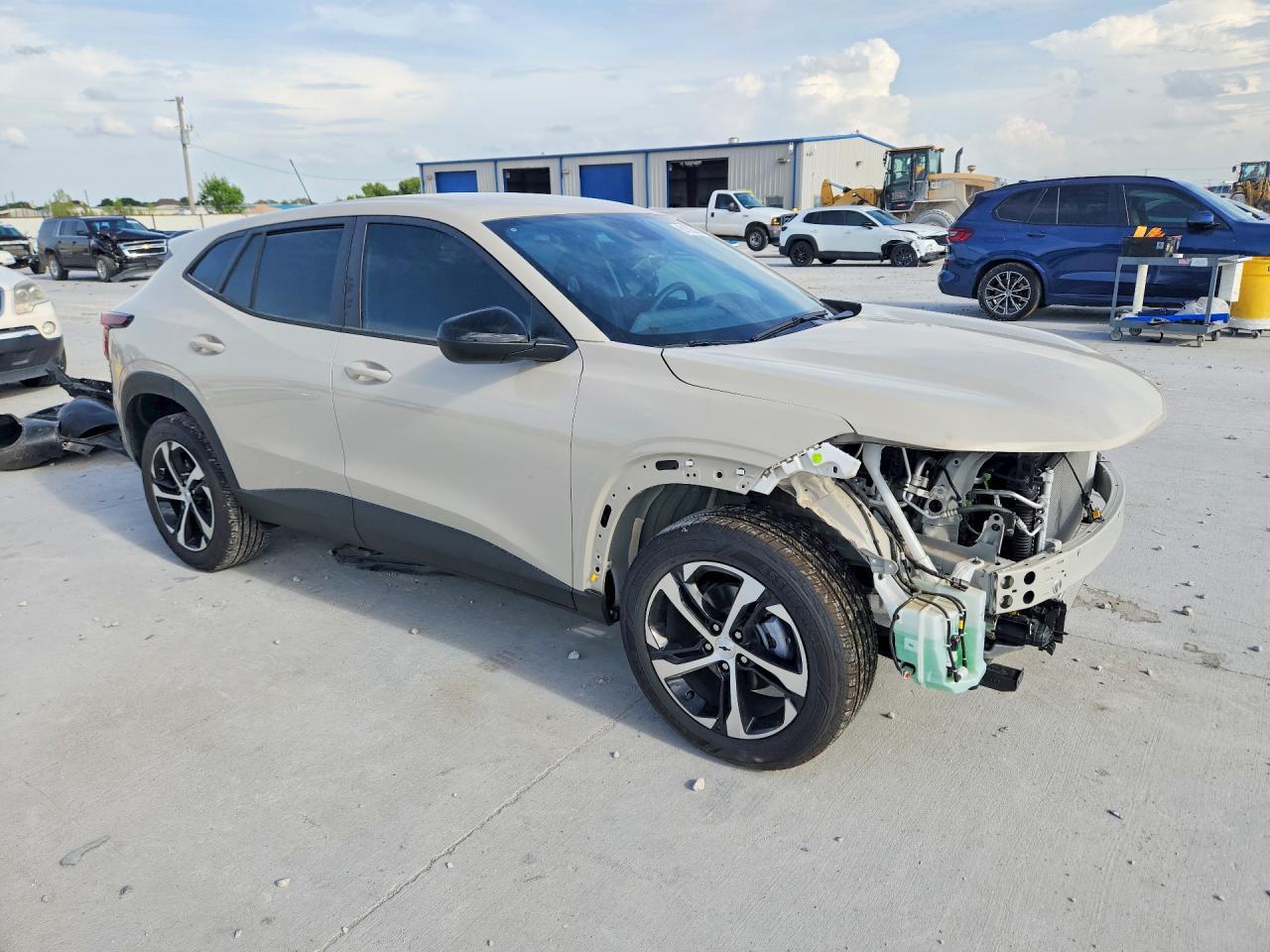 2026 CHEVROLET TRAX 1RS — Фото 4 из 14