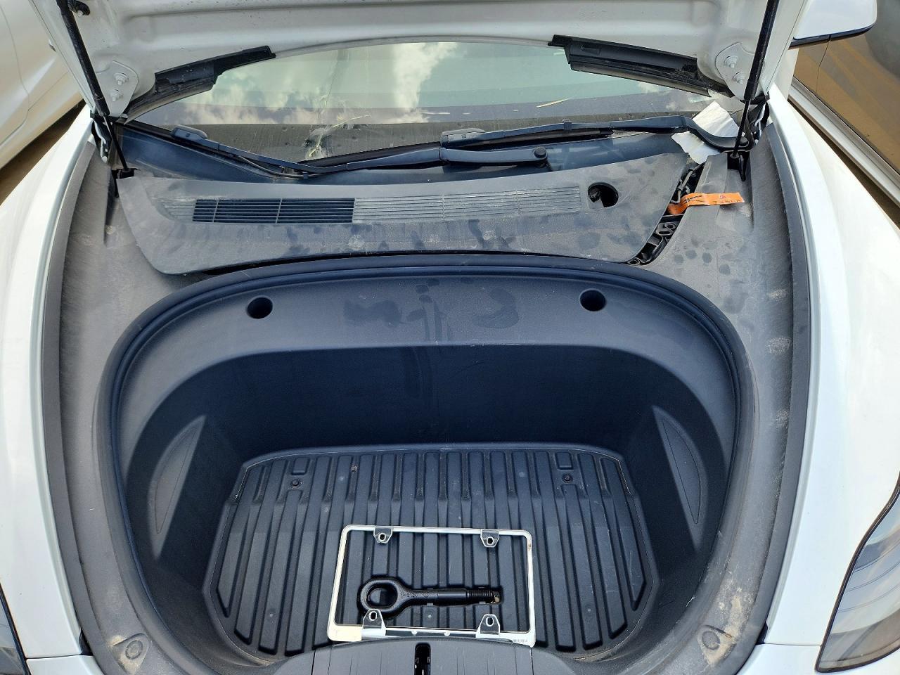 2021 TESLA MODEL 3 — Фото 12 из 13