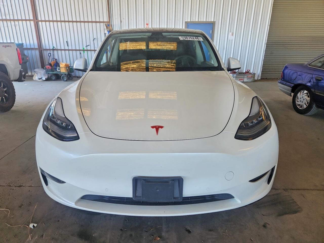 2021 TESLA MODEL Y — Фото 5 из 12