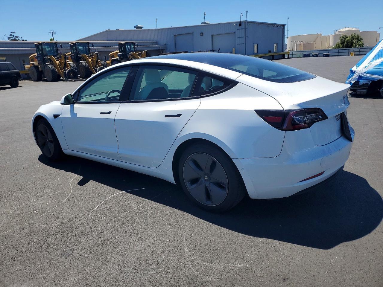 2021 TESLA MODEL 3 — Фото 2 из 12