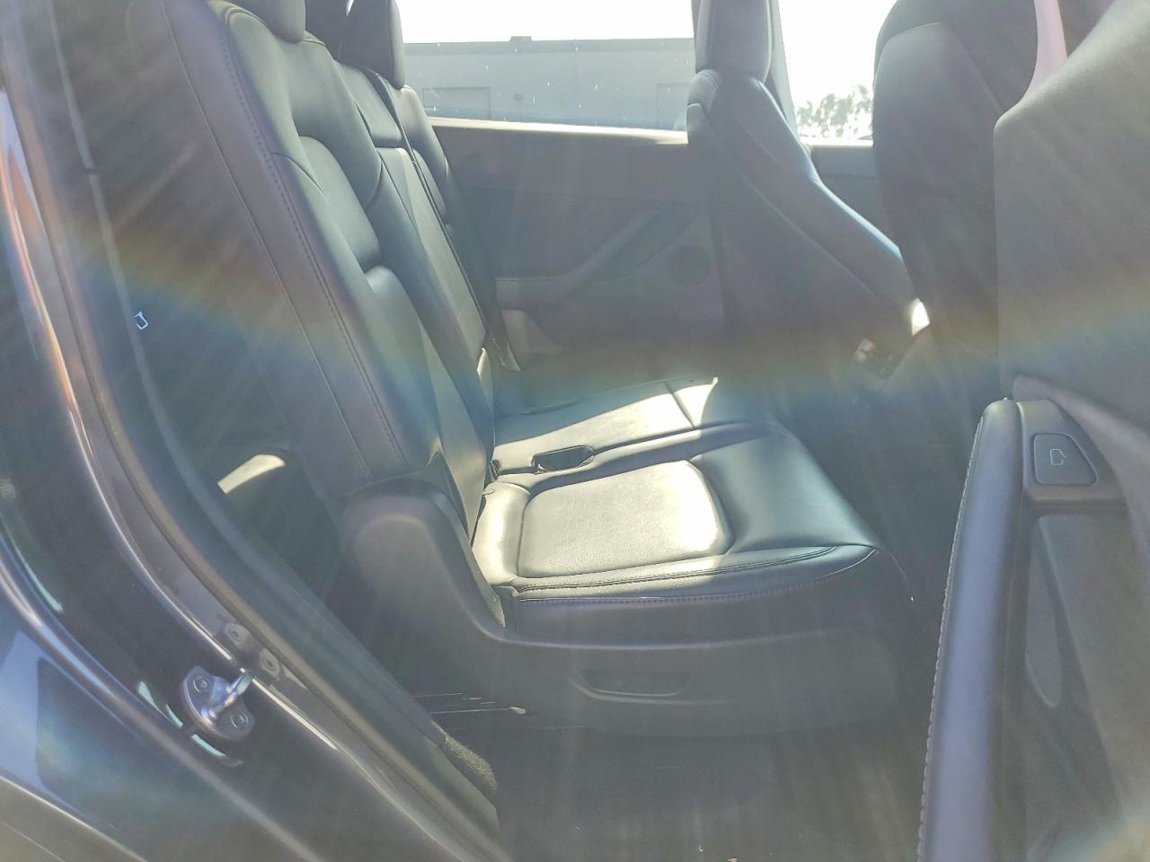 5YJYGAEE8MF180229 2021 TESLA MODEL Y photo no. 11