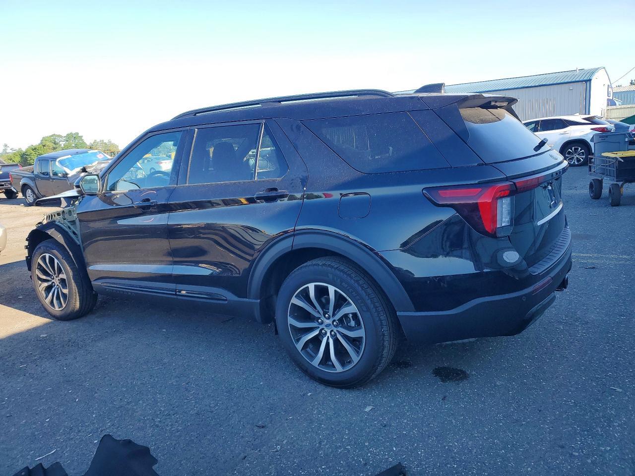 2026 FORD EXPLORER ST-LINE — Фото 2 из 14