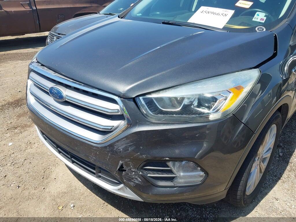 1FMCU0J98HUC07072 2017 FORD ESCAPE photo no. 6