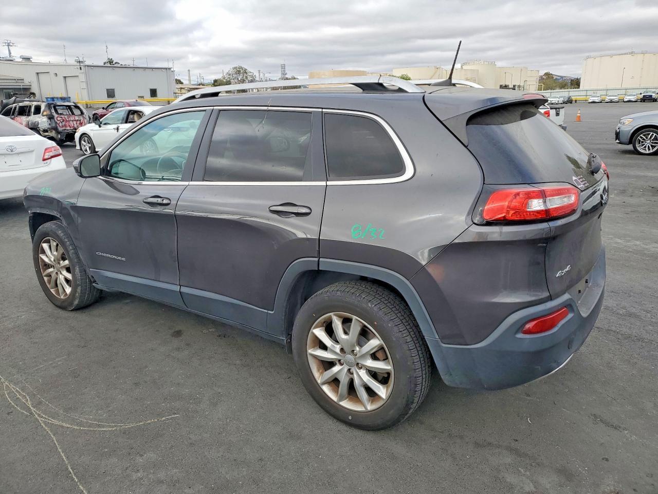 2017 JEEP CHEROKEE LIMITED — Фото 2 из 13