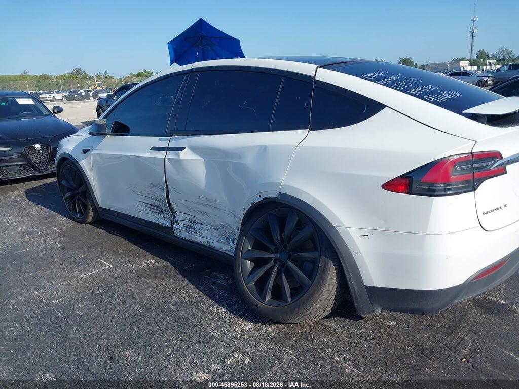 5YJXCBE26HF075715 2017 TESLA MODEL X photo no. 6