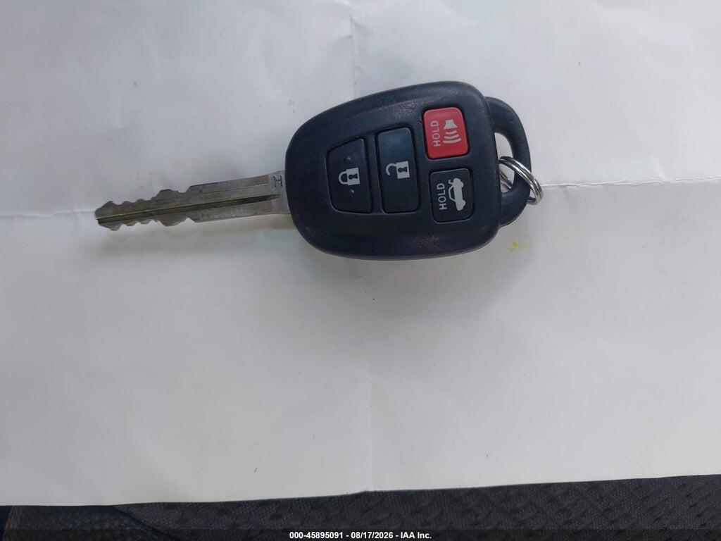 4T1BF1FK8HU779301 2017 TOYOTA CAMRY photo no. 11