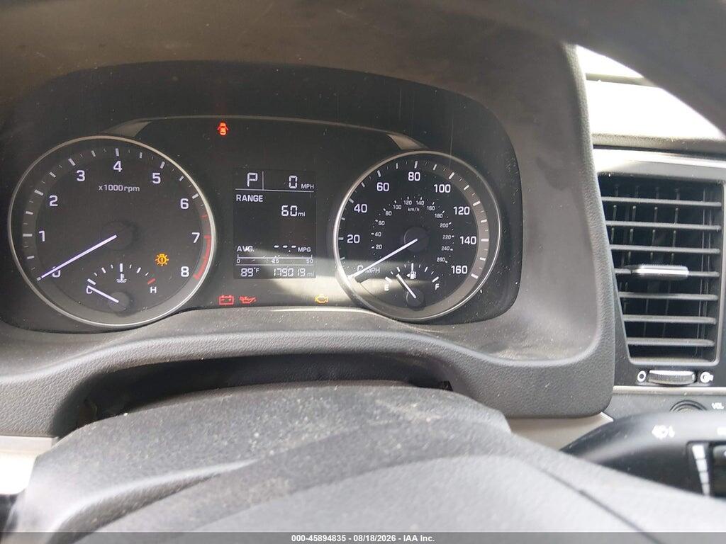 KMHD84LF7HU059872 2017 HYUNDAI ELANTRA photo no. 7