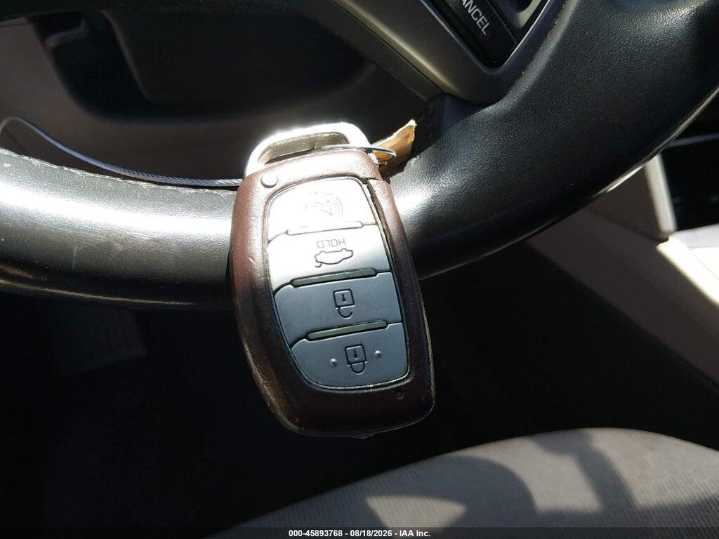 5NPD84LF1HH019625 2017 HYUNDAI ELANTRA photo no. 11