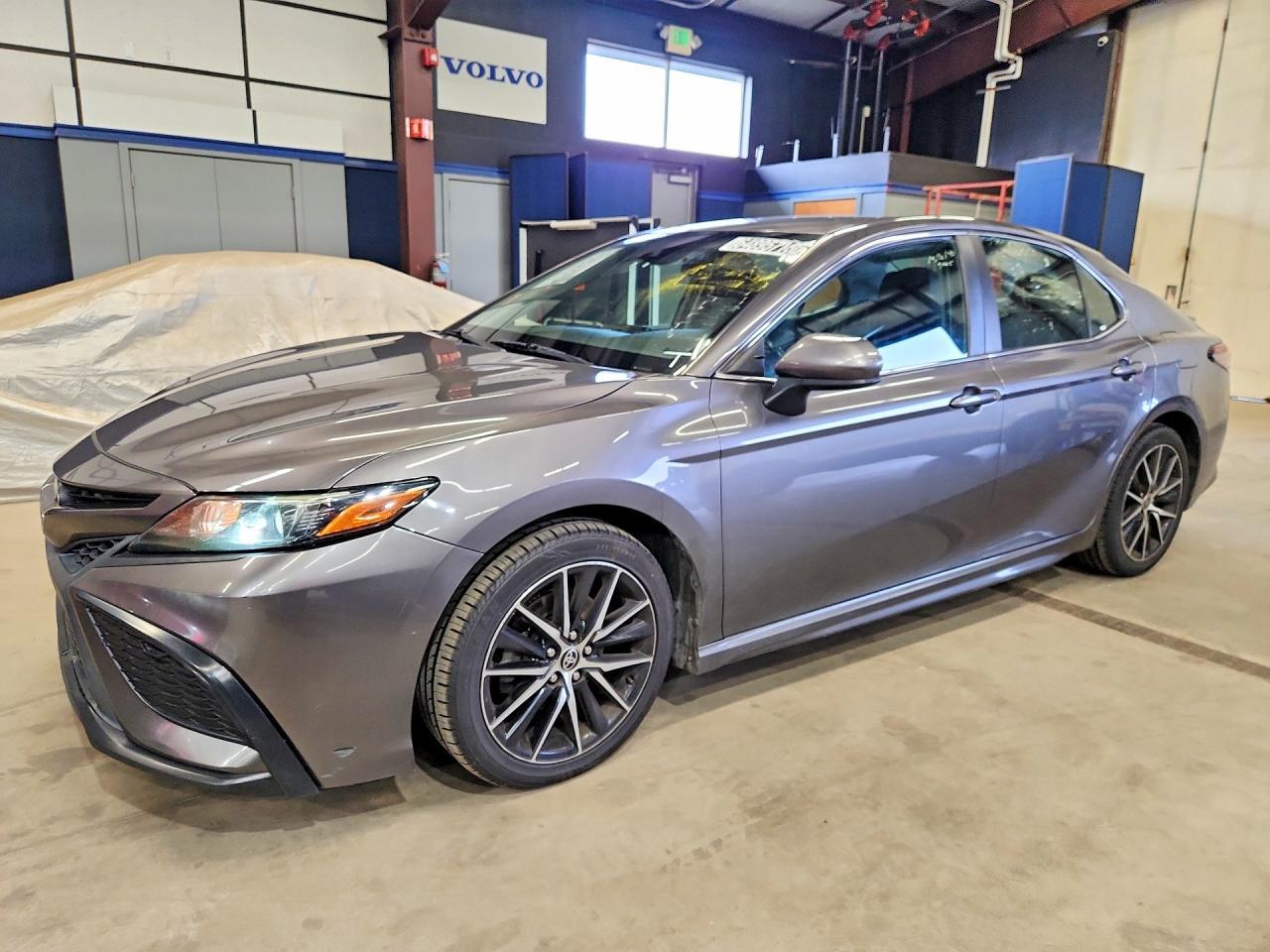4T1G11AK4MU553603 2021 TOYOTA CAMRY photo no. 1