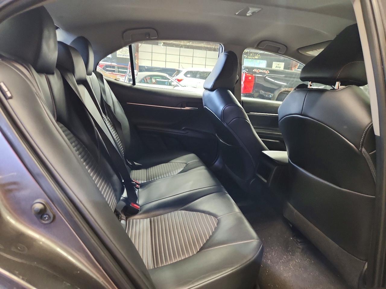 4T1G11AK4MU553603 2021 TOYOTA CAMRY photo no. 10