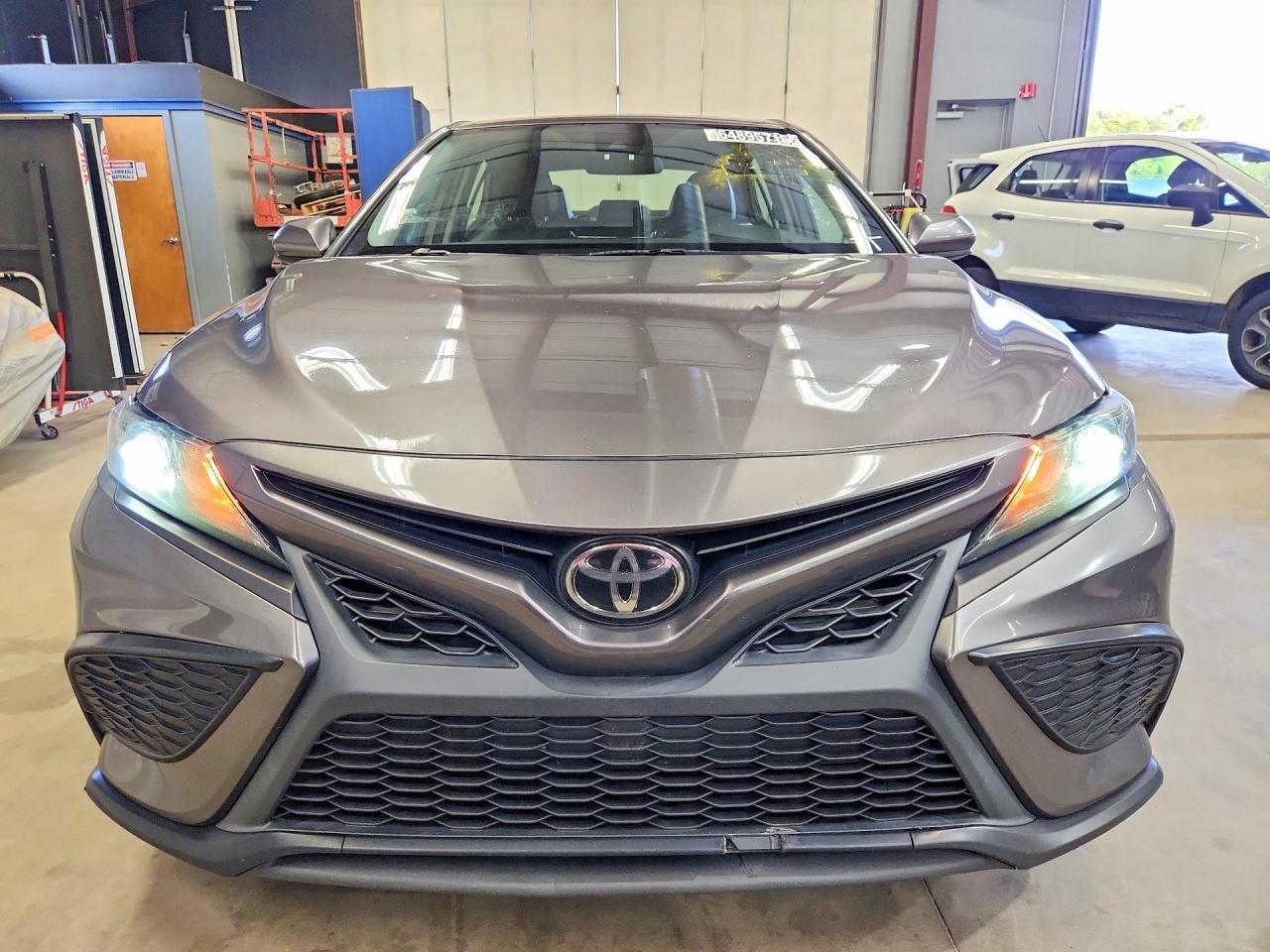 4T1G11AK4MU553603 2021 TOYOTA CAMRY photo no. 5