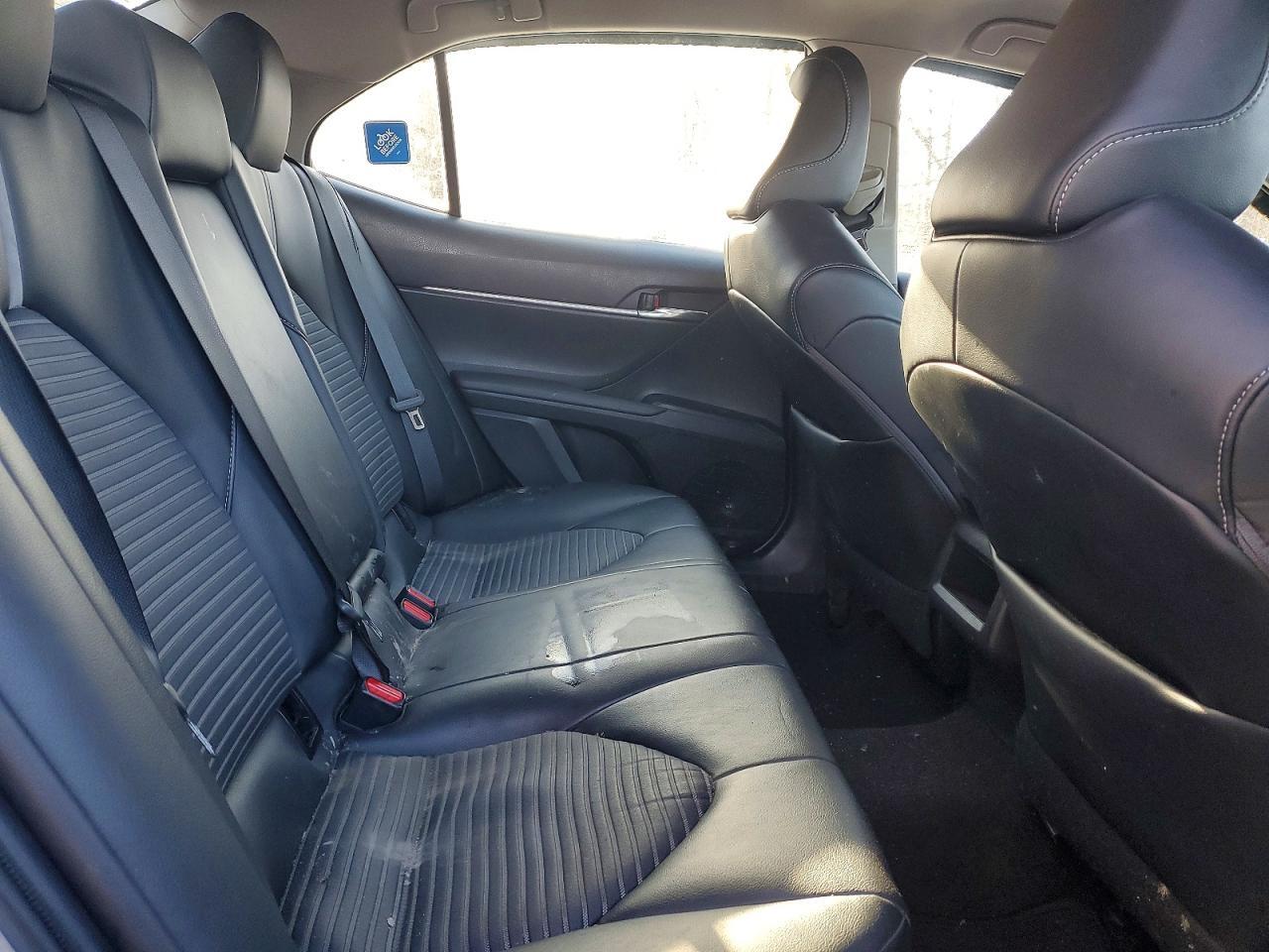 2021 TOYOTA CAMRY SE — Фото 10 из 13