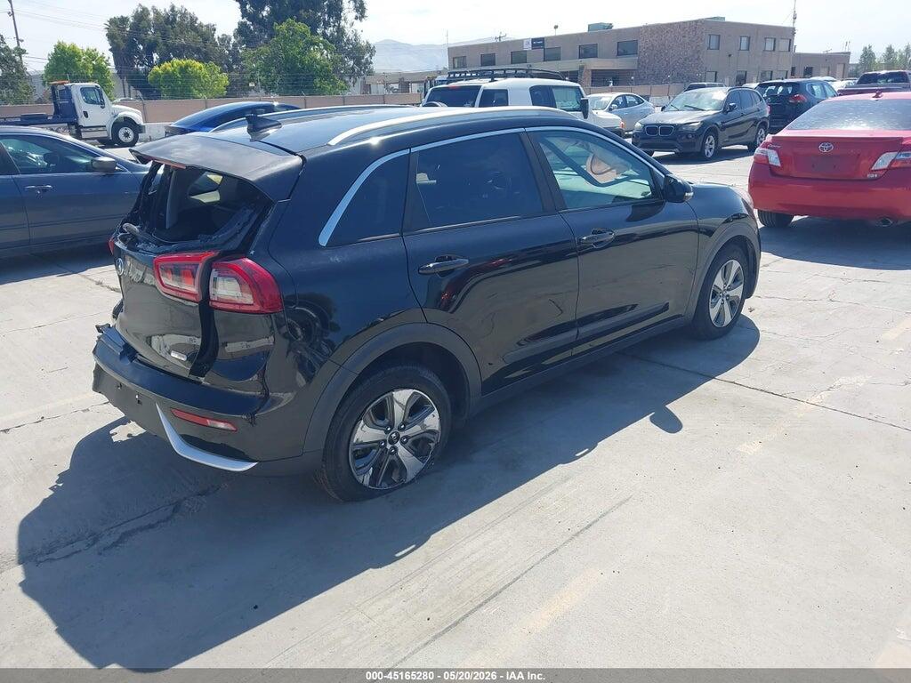 KNDCD3LD1J5205106 2018 KIA NIRO PLUG-IN HYBRID photo no. 4