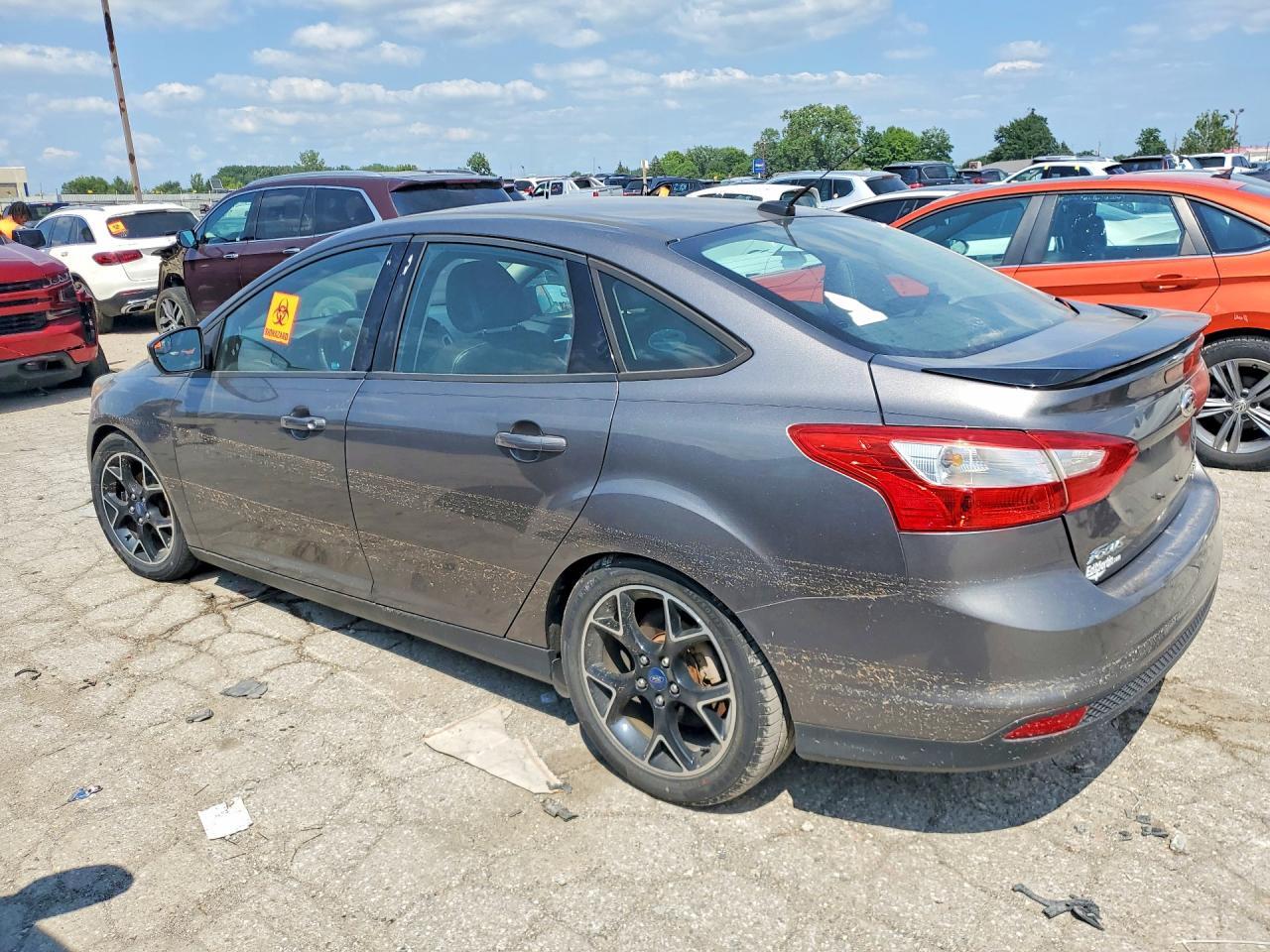 2014 FORD FOCUS SE — Фото 2 из 12