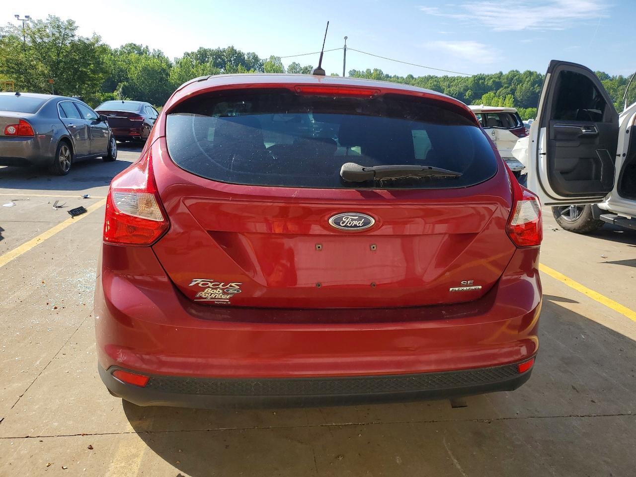 2014 FORD FOCUS SE — Фото 6 из 12