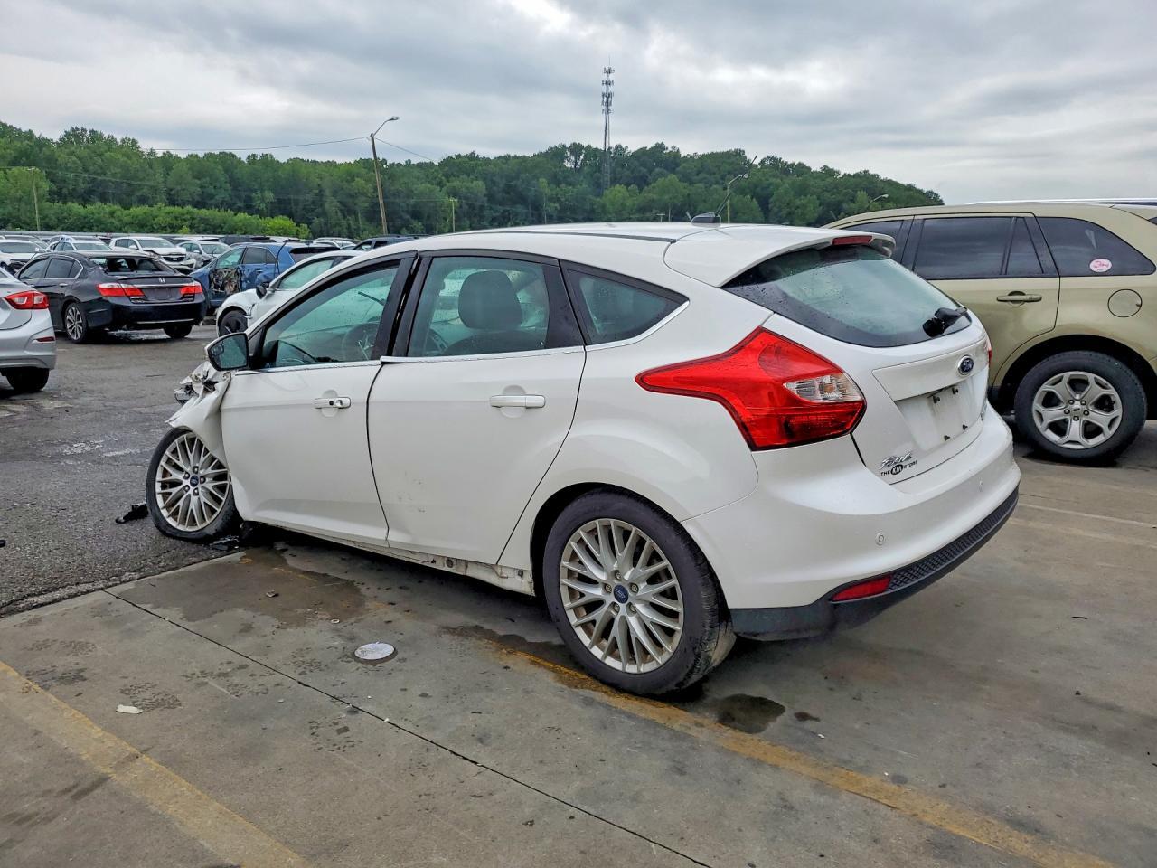 2014 FORD FOCUS TITANIUM — Фото 2 из 14