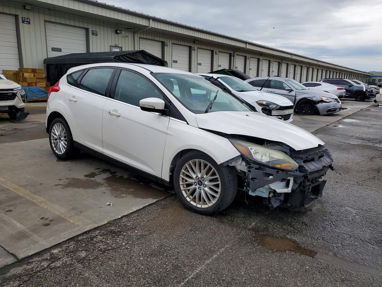 2014 FORD FOCUS TITANIUM — Фото 4 из 14