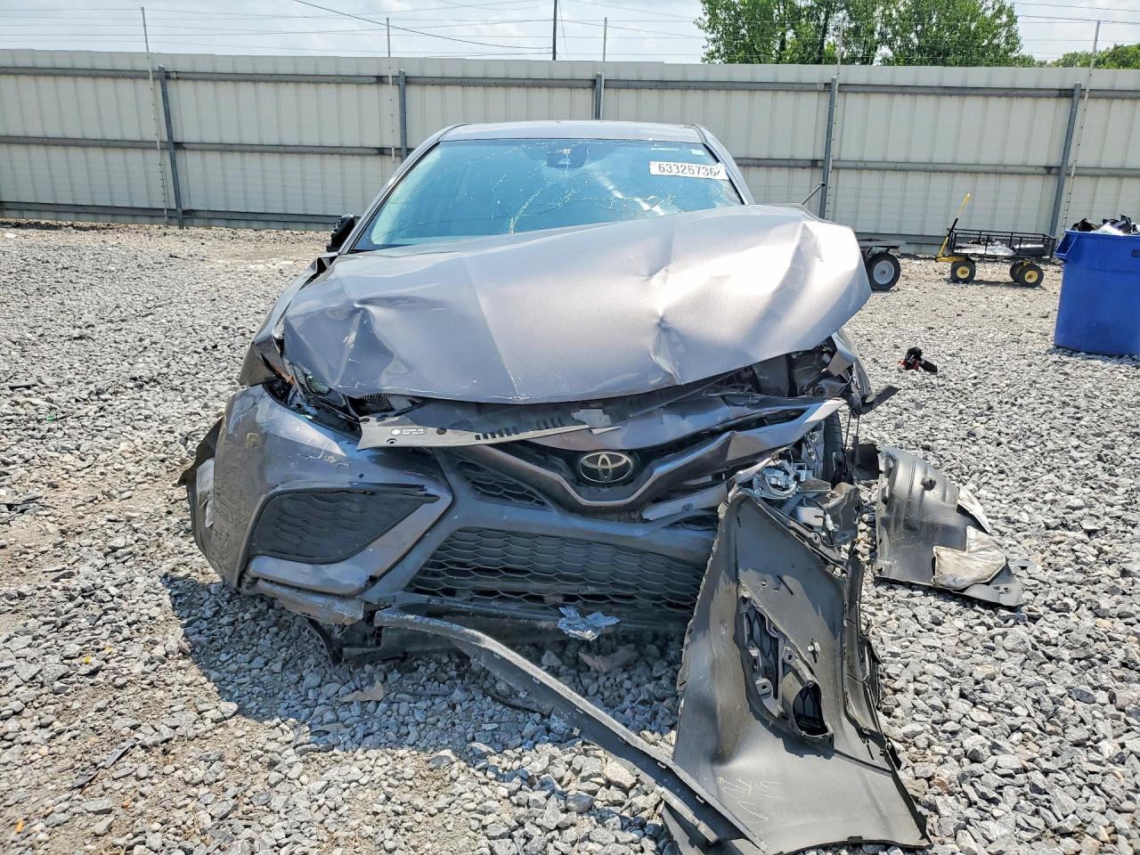2021 TOYOTA CAMRY SE — Фото 5 из 12