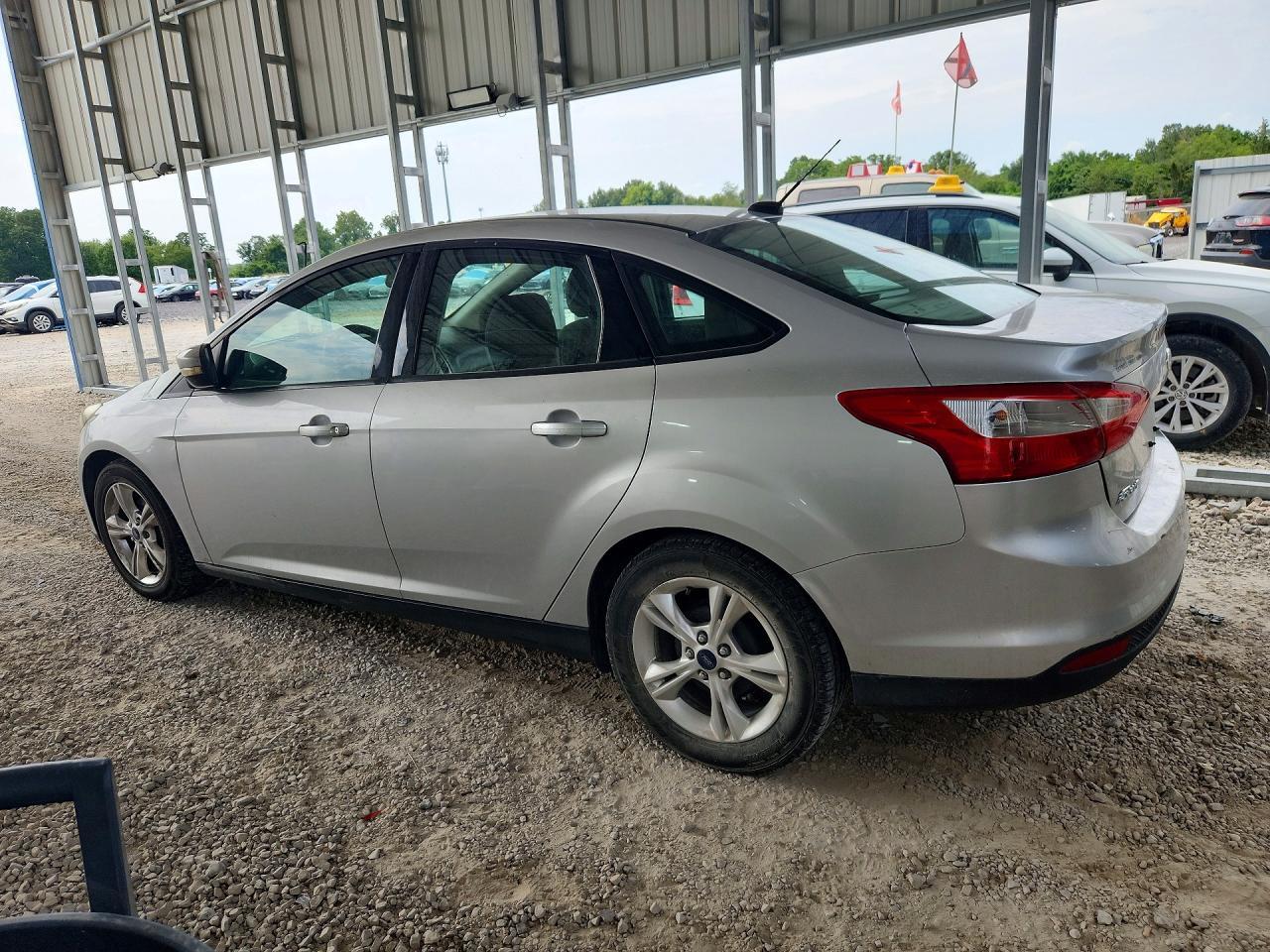 2014 FORD FOCUS SE — Фото 2 из 12