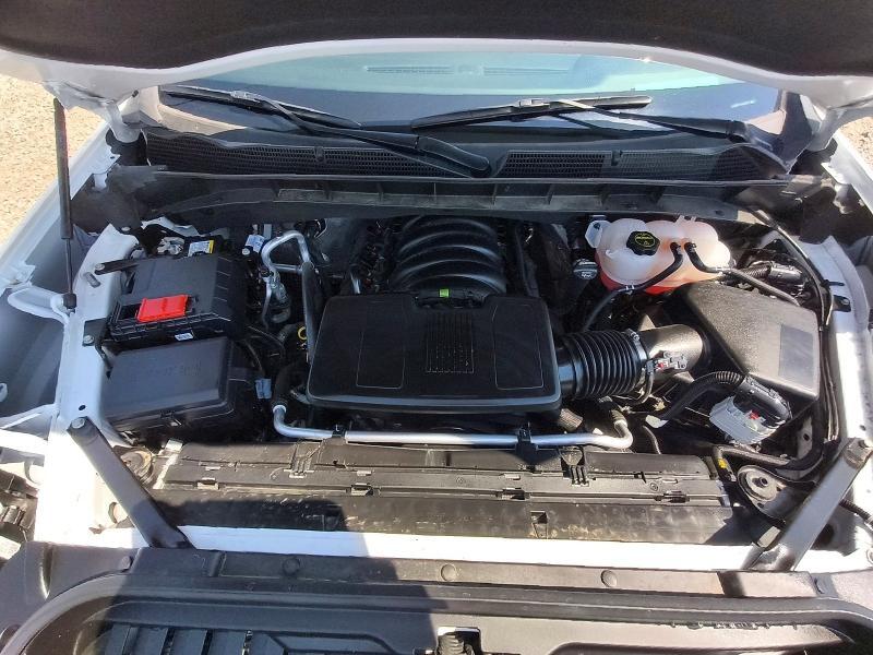 2026 GMC SIERRA K1500 AT4 — Фото 11 из 12