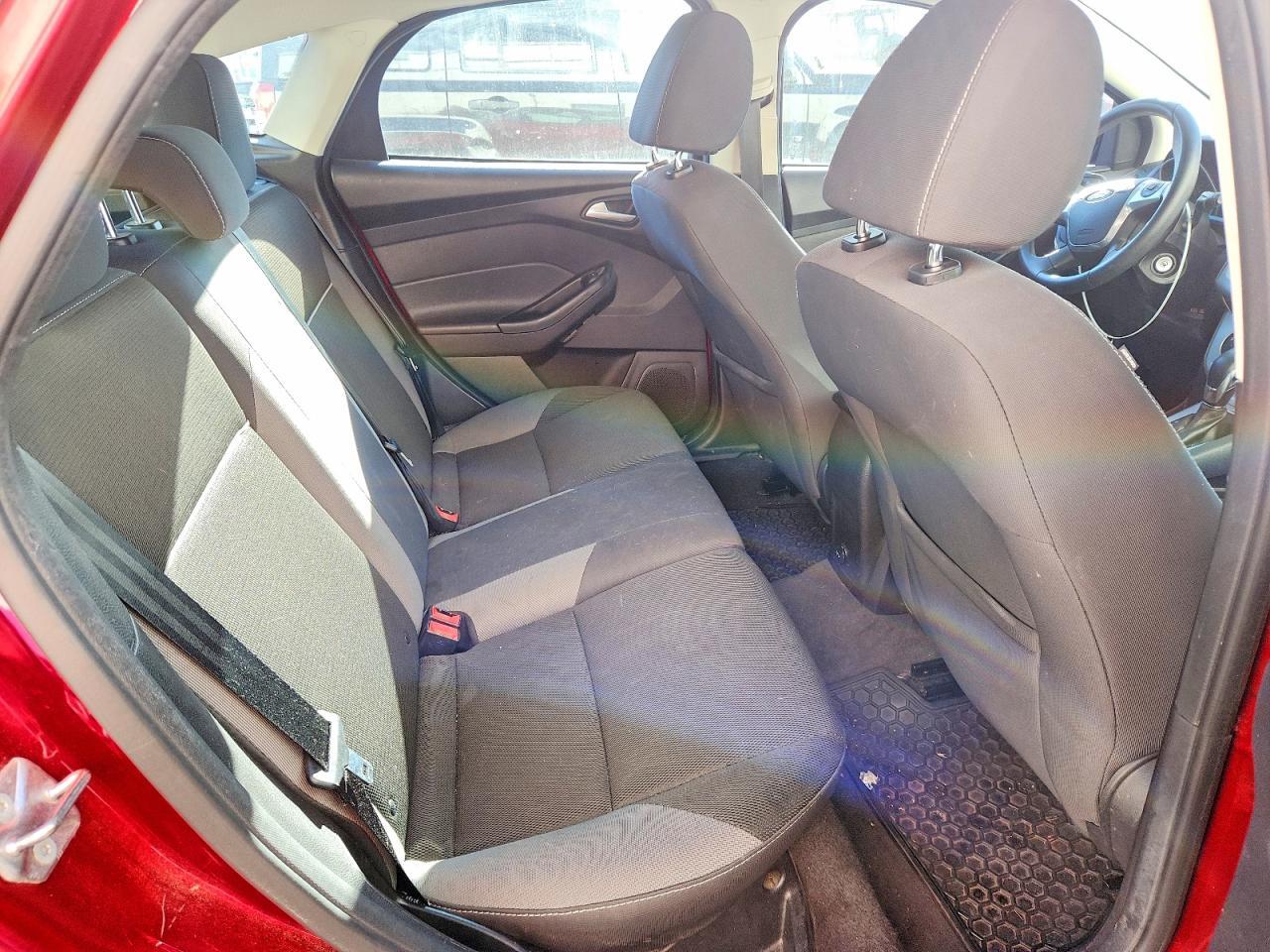 2014 FORD FOCUS SE — Фото 10 из 12