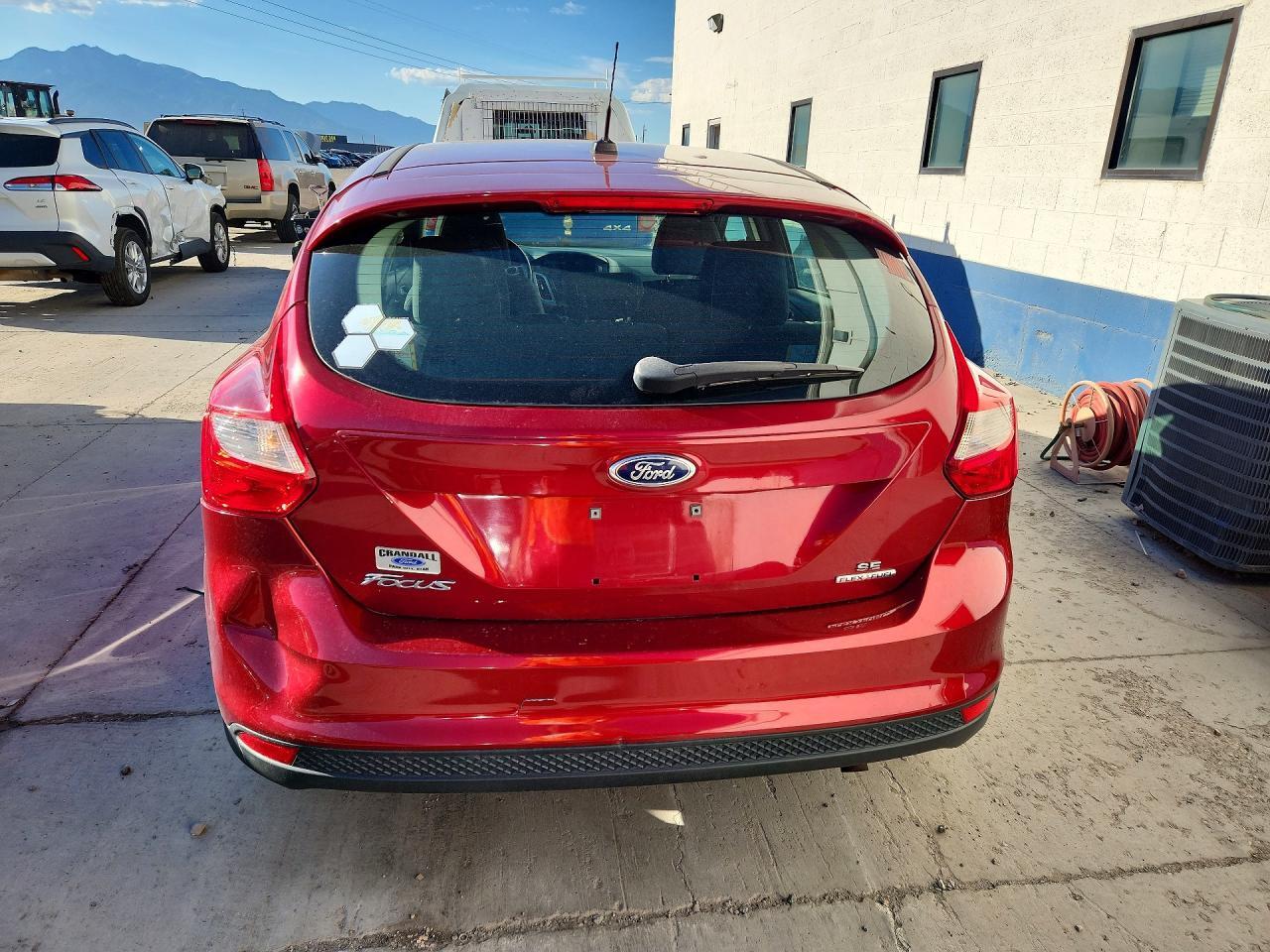 2014 FORD FOCUS SE — Фото 6 из 12