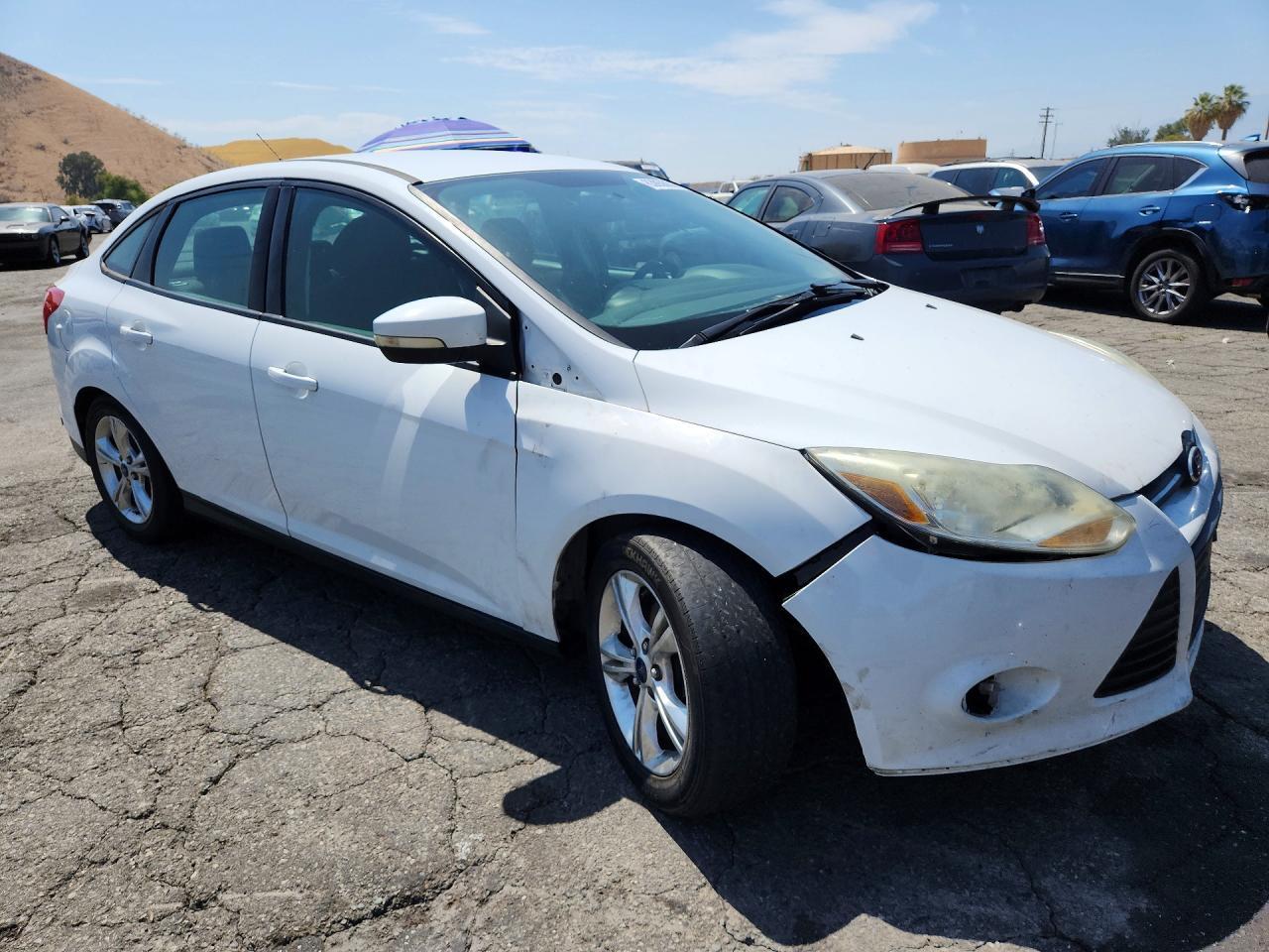 2014 FORD FOCUS SE — Фото 4 из 12