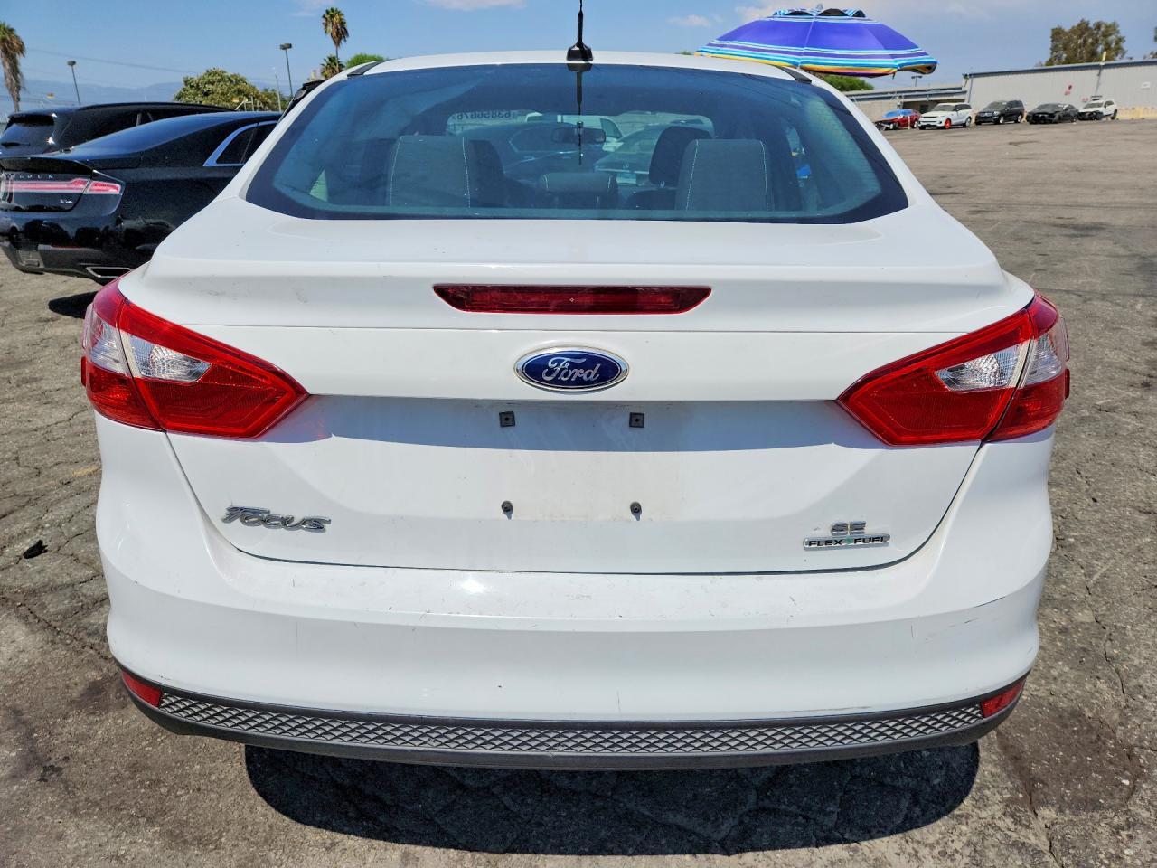 2014 FORD FOCUS SE — Фото 6 из 12