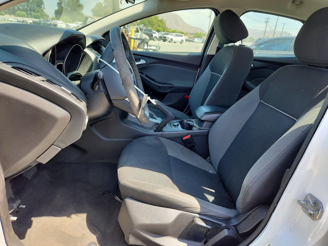 2014 FORD FOCUS SE — Фото 7 из 12