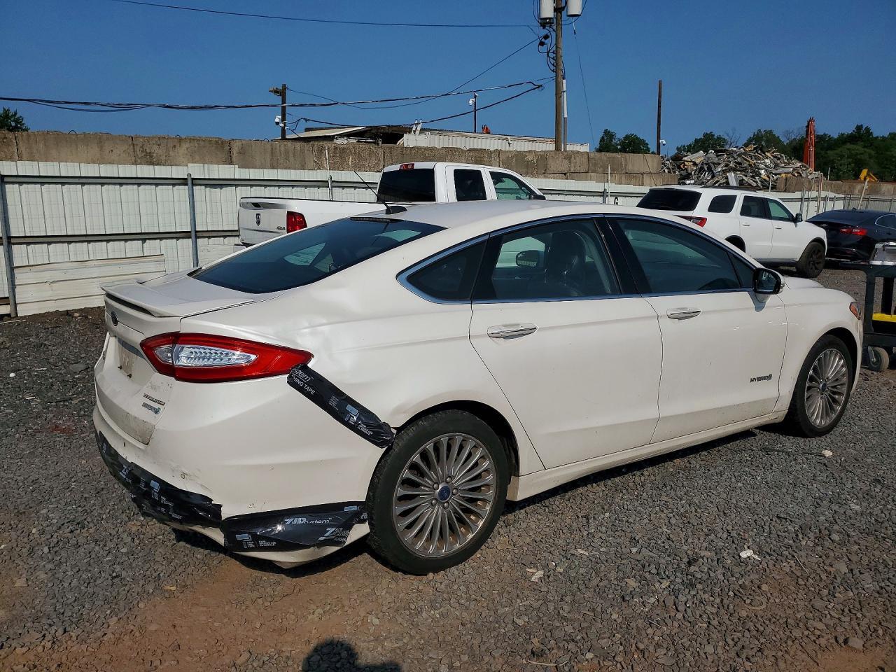 2014 FORD FUSION TITANIUM HEV — Фото 3 из 12