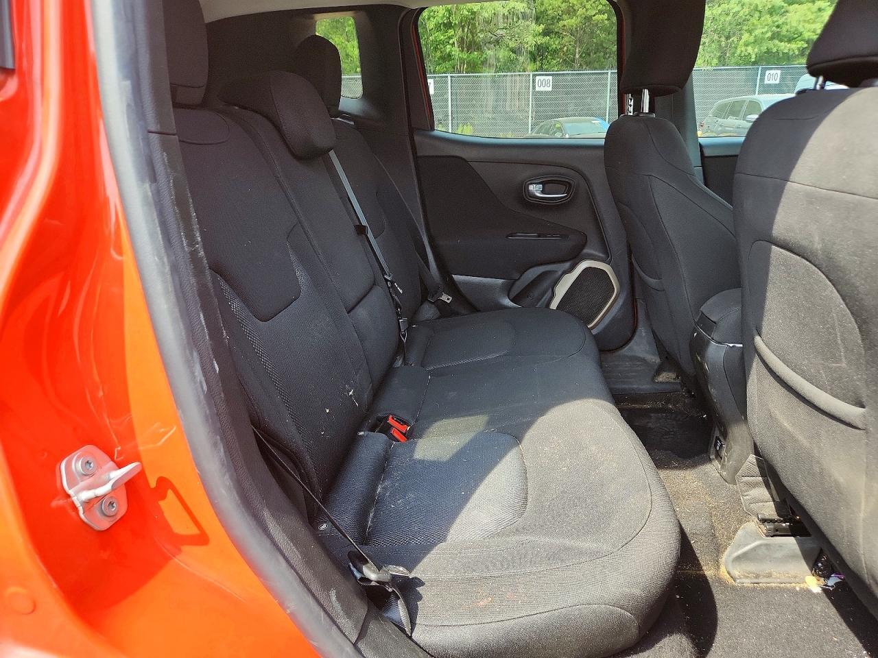 2017 JEEP RENEGADE LATITUDE — Фото 11 из 13