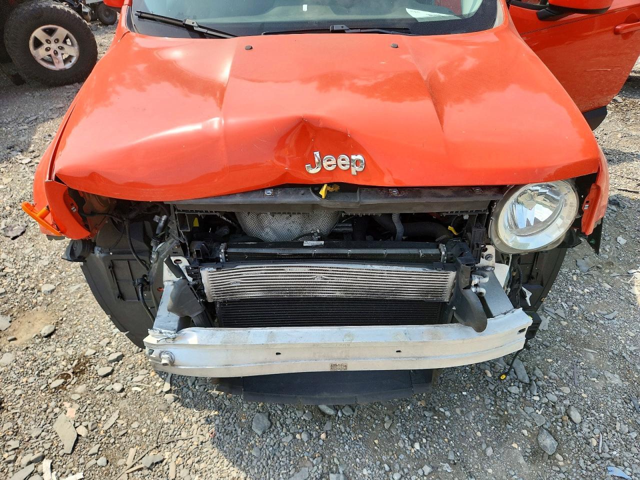 2017 JEEP RENEGADE LATITUDE — Фото 12 из 13