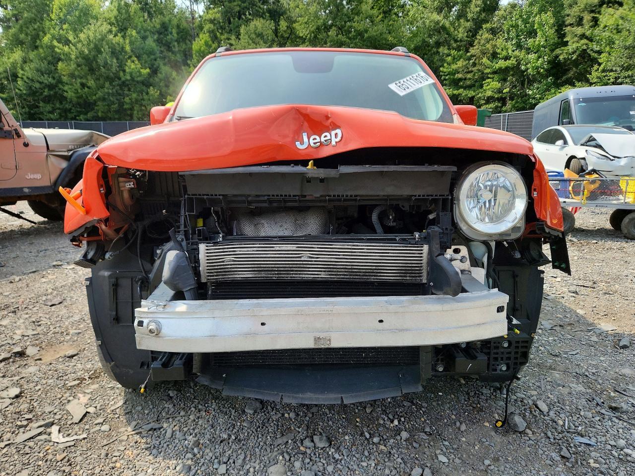 2017 JEEP RENEGADE LATITUDE — Фото 5 из 13