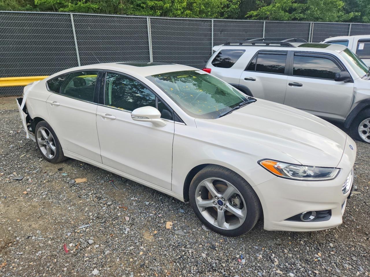 2014 FORD FUSION SE — Фото 4 из 12