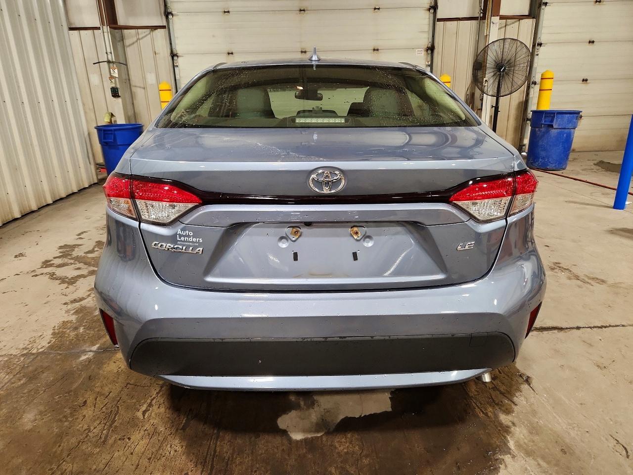 2021 TOYOTA COROLLA LE — Фото 6 из 12