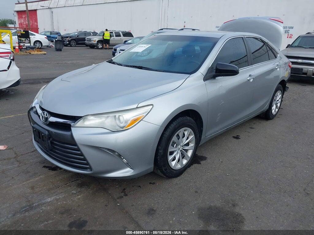 4T1BF1FK6HU657018 2017 TOYOTA CAMRY photo no. 2