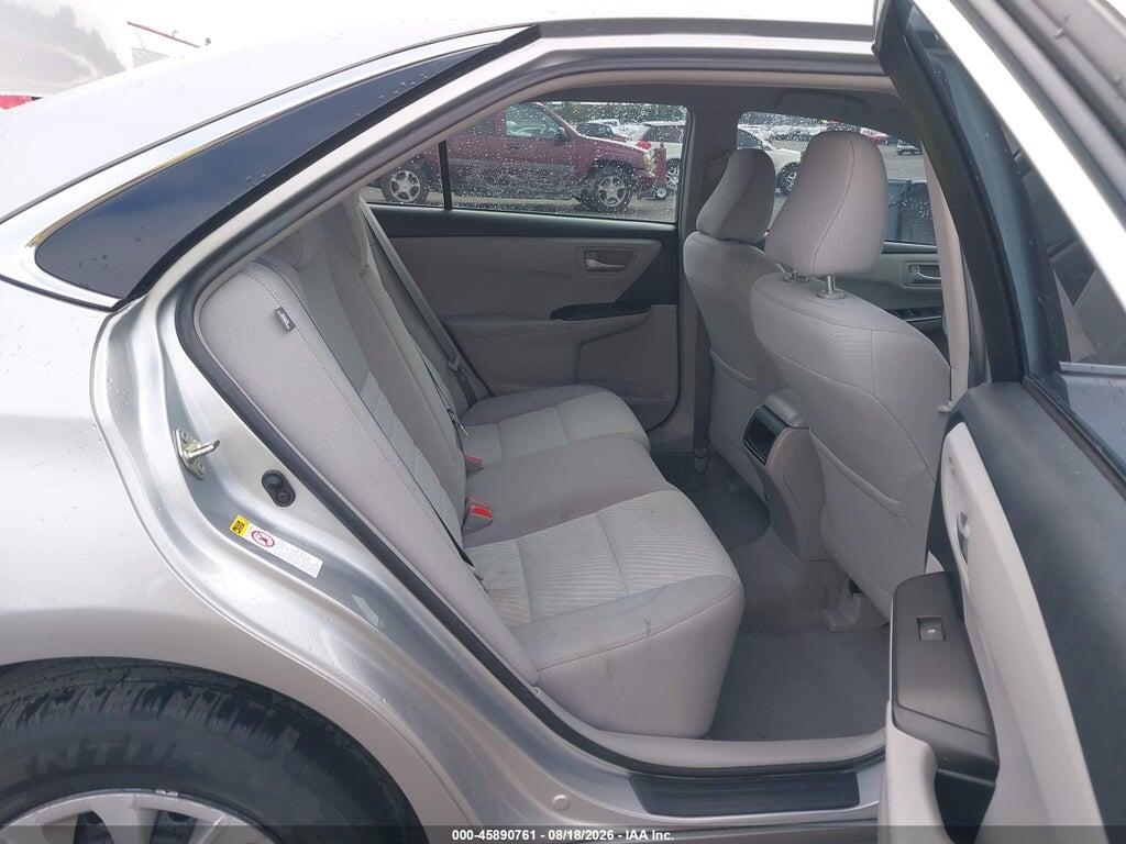4T1BF1FK6HU657018 2017 TOYOTA CAMRY photo no. 8