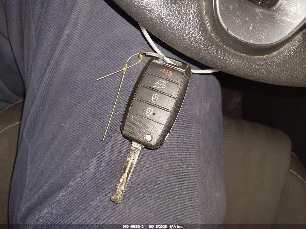 KNDPMCAC4H7278027 2017 KIA SPORTAGE photo no. 11