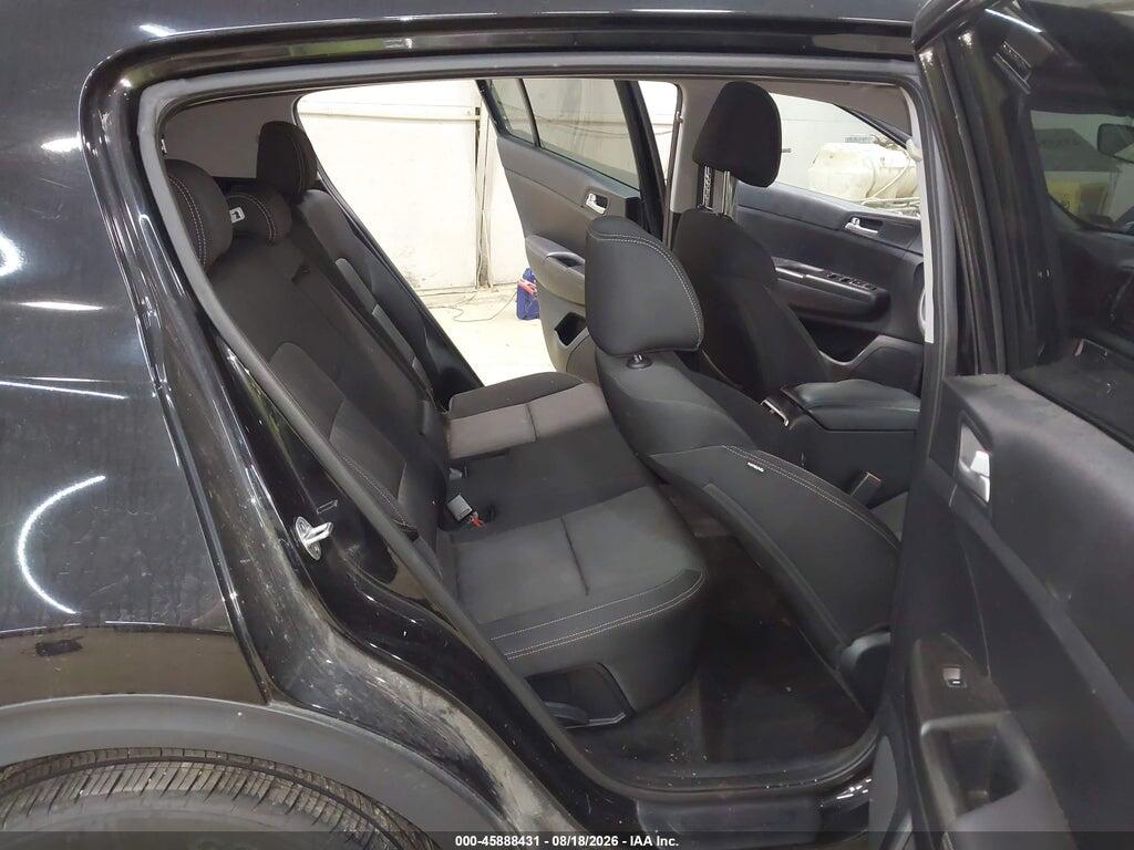 KNDPMCAC4H7278027 2017 KIA SPORTAGE photo no. 8