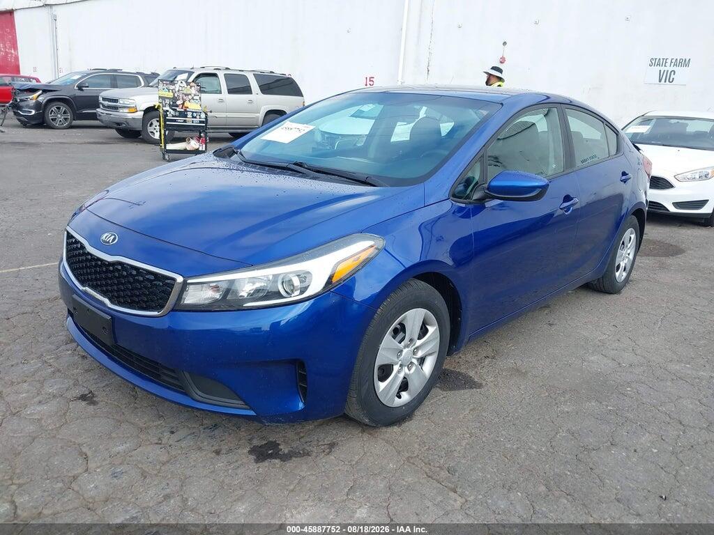 3KPFK4A72HE124295 2017 KIA FORTE photo no. 2
