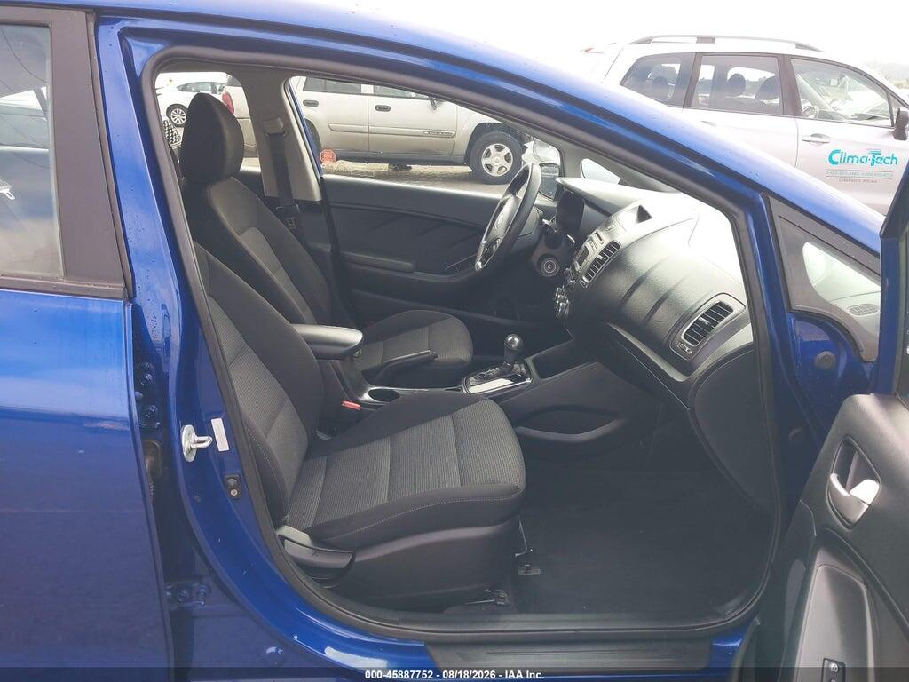 3KPFK4A72HE124295 2017 KIA FORTE photo no. 5