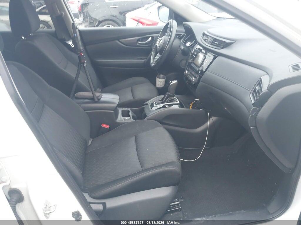 KNMAT2MV1HP604933 2017 NISSAN ROGUE photo no. 5