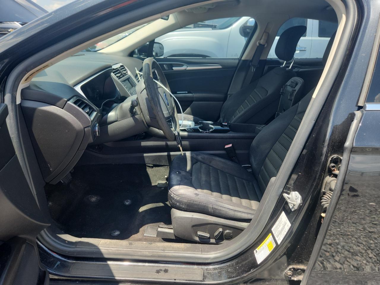 2014 FORD FUSION SE — Фото 7 из 12
